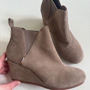 TOMS Wedge Beige Suede Ankle Booties